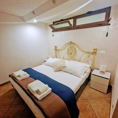 Casa Vacanza Castello Каляри Екстериор снимка