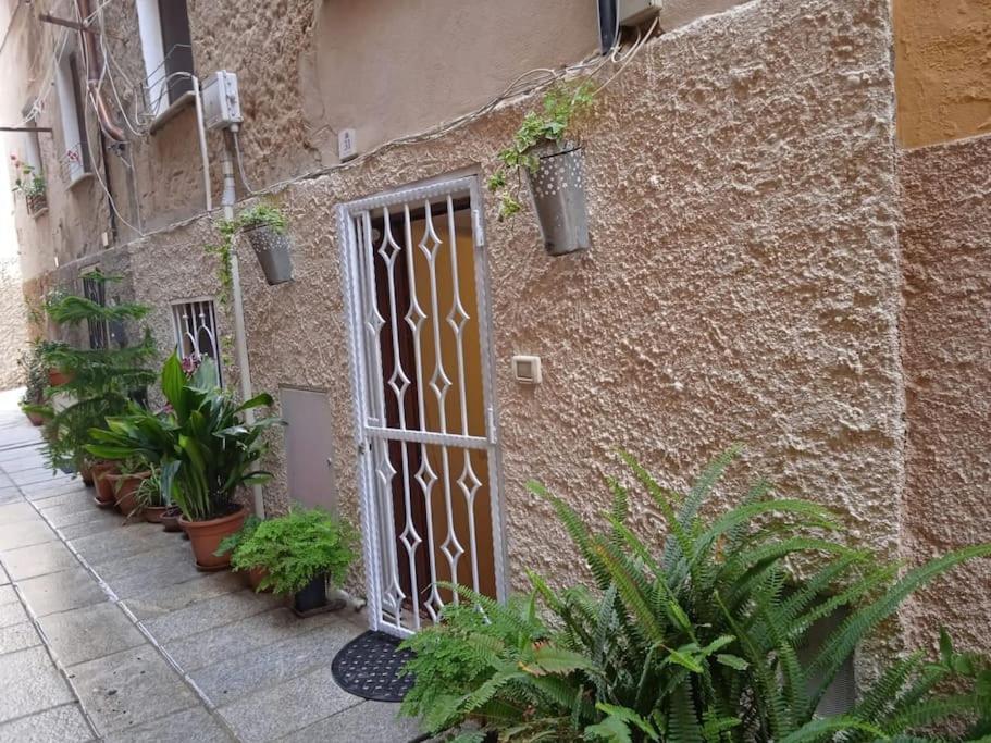 Casa Vacanza Castello Каляри Екстериор снимка